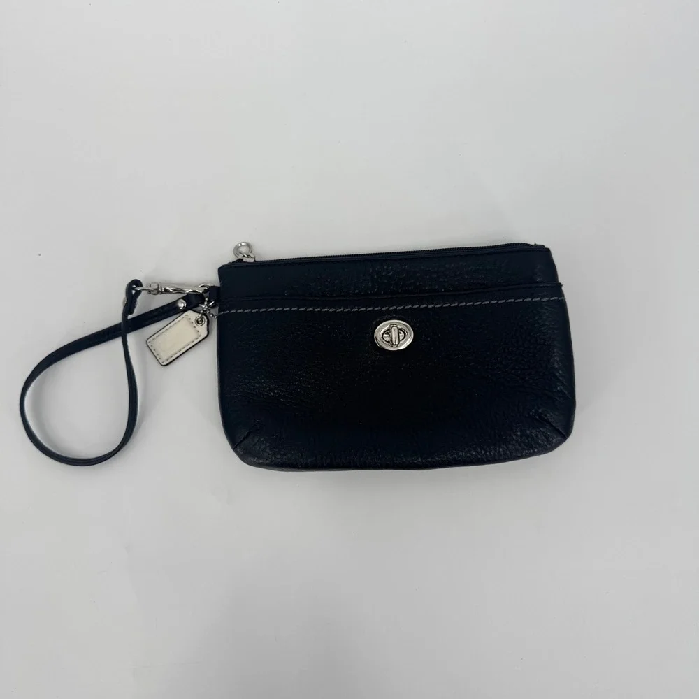 Y2K Coach Park Leather Medium Wristlet Black White Contrast Stitching Silver